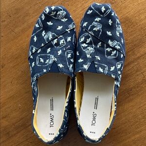 TOMS Woman’s Alpargata Slip-on Canvas Shoes w/ Glow In the Dark Firefly Size 8.5